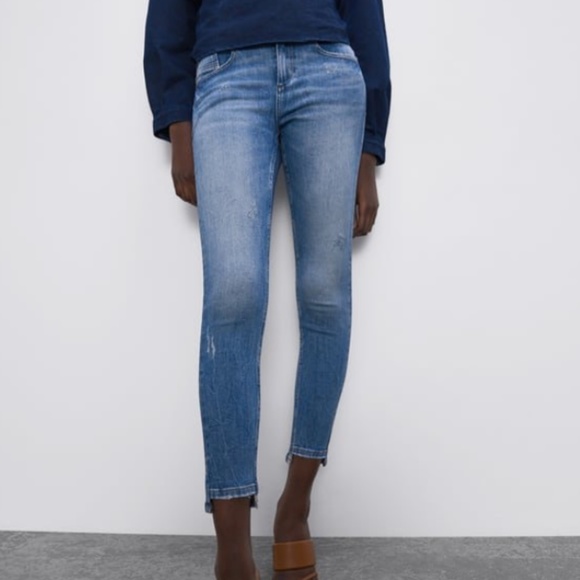 Zara Mid-Rise Asymetrical Hem Skinny Jeans